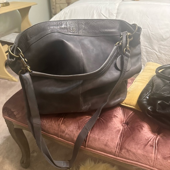 Leather tote - Picture 3 of 6